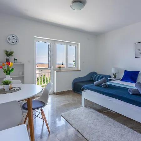 Apartment Meerblick 300 Meter Zum Dramalj